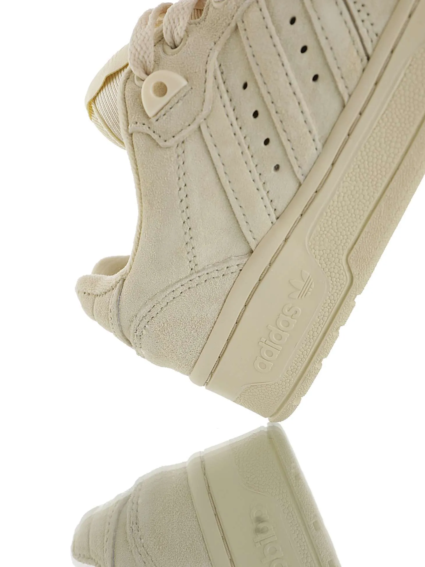 Adidas Originals Rivalry Low «Suede M»
