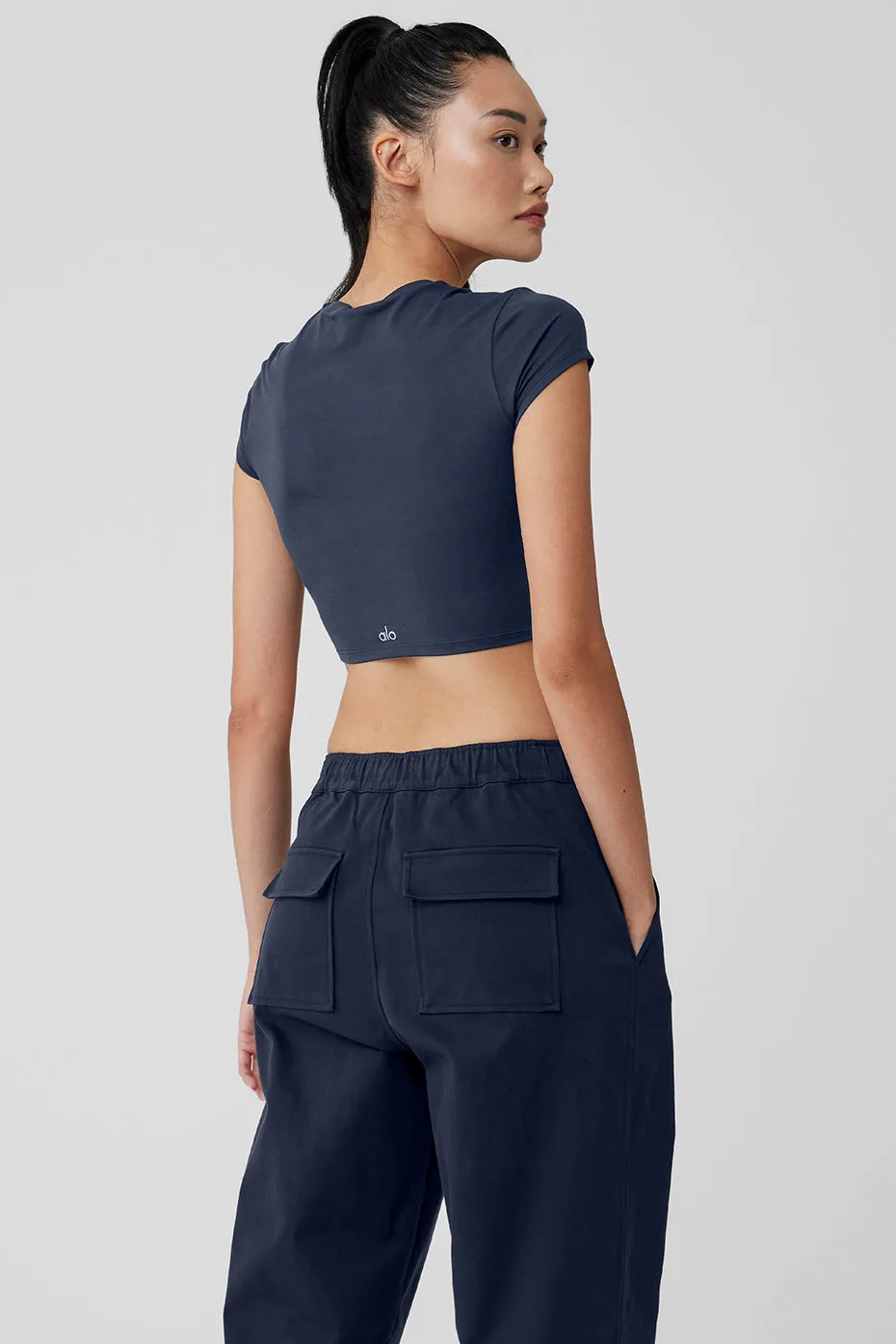 ALOSOFT CROP FINESSE SHORT SLEEVE  NAVY