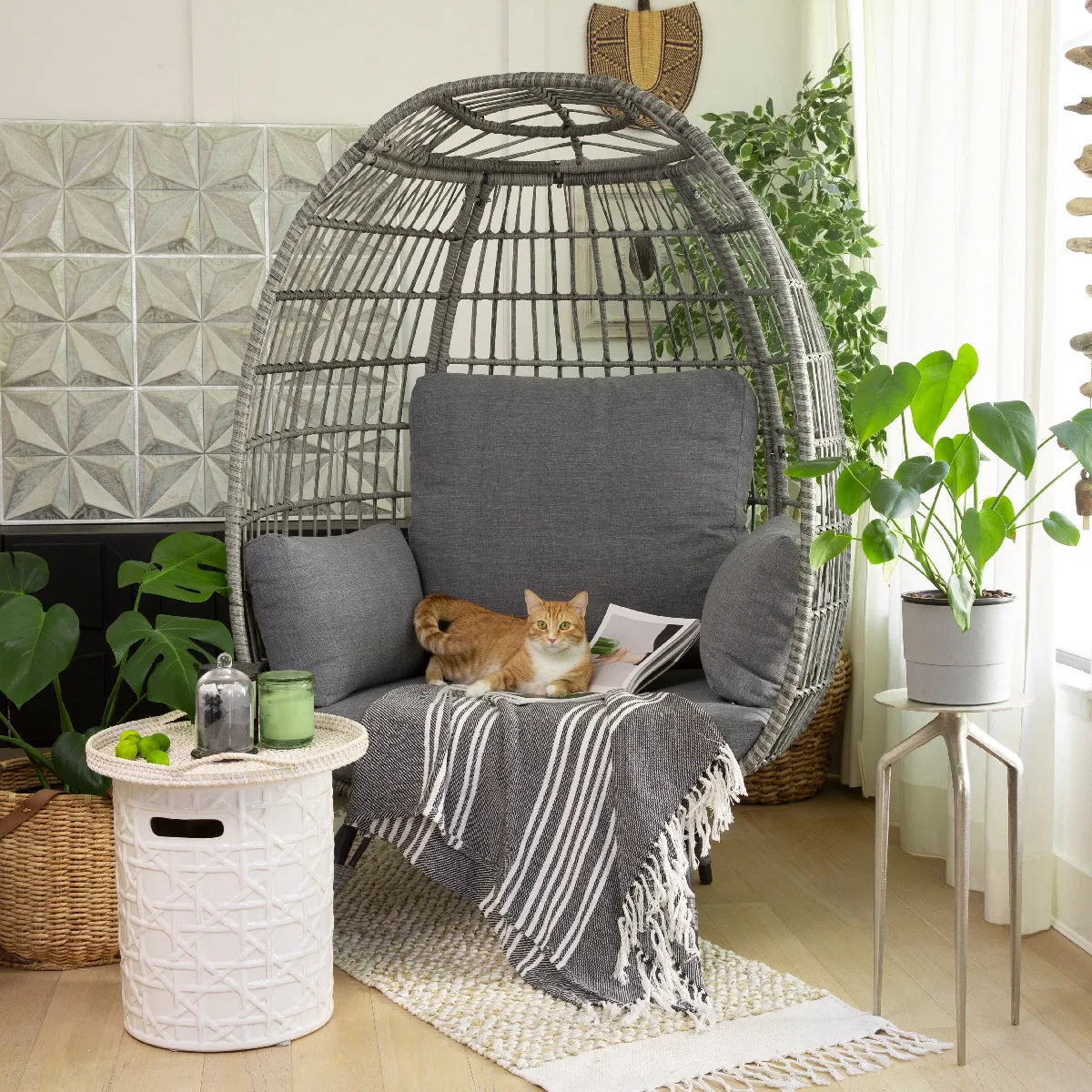 BARTON  SILLA DE MIMBRE ESTILO HUEVO DE GRAN TAMAñO CON DOSEL Y 4 COJINES