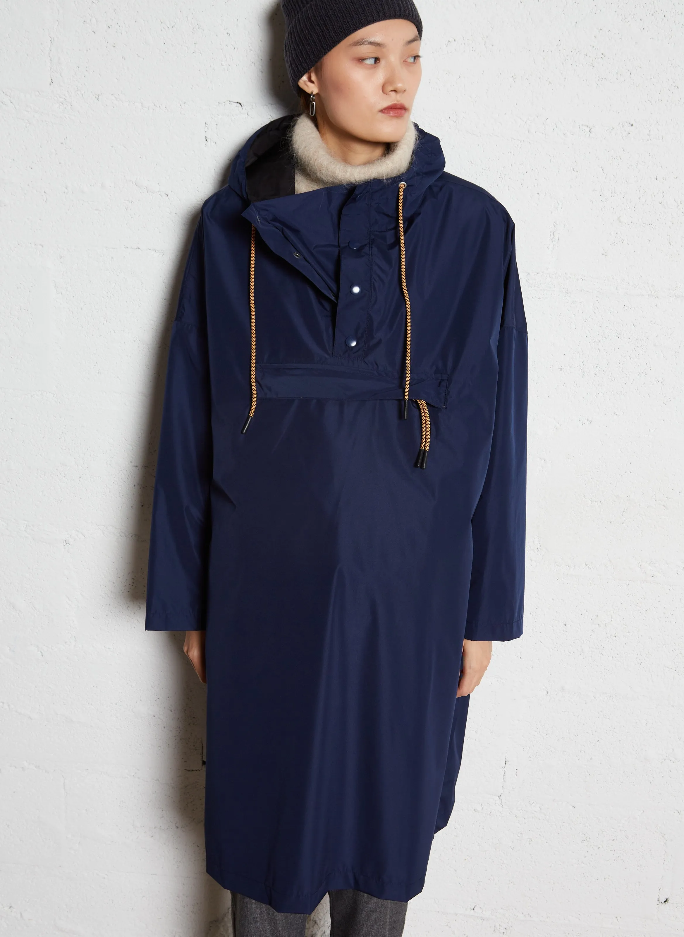 BECKSONDERGAARD Poncho amplio impermeable en azul