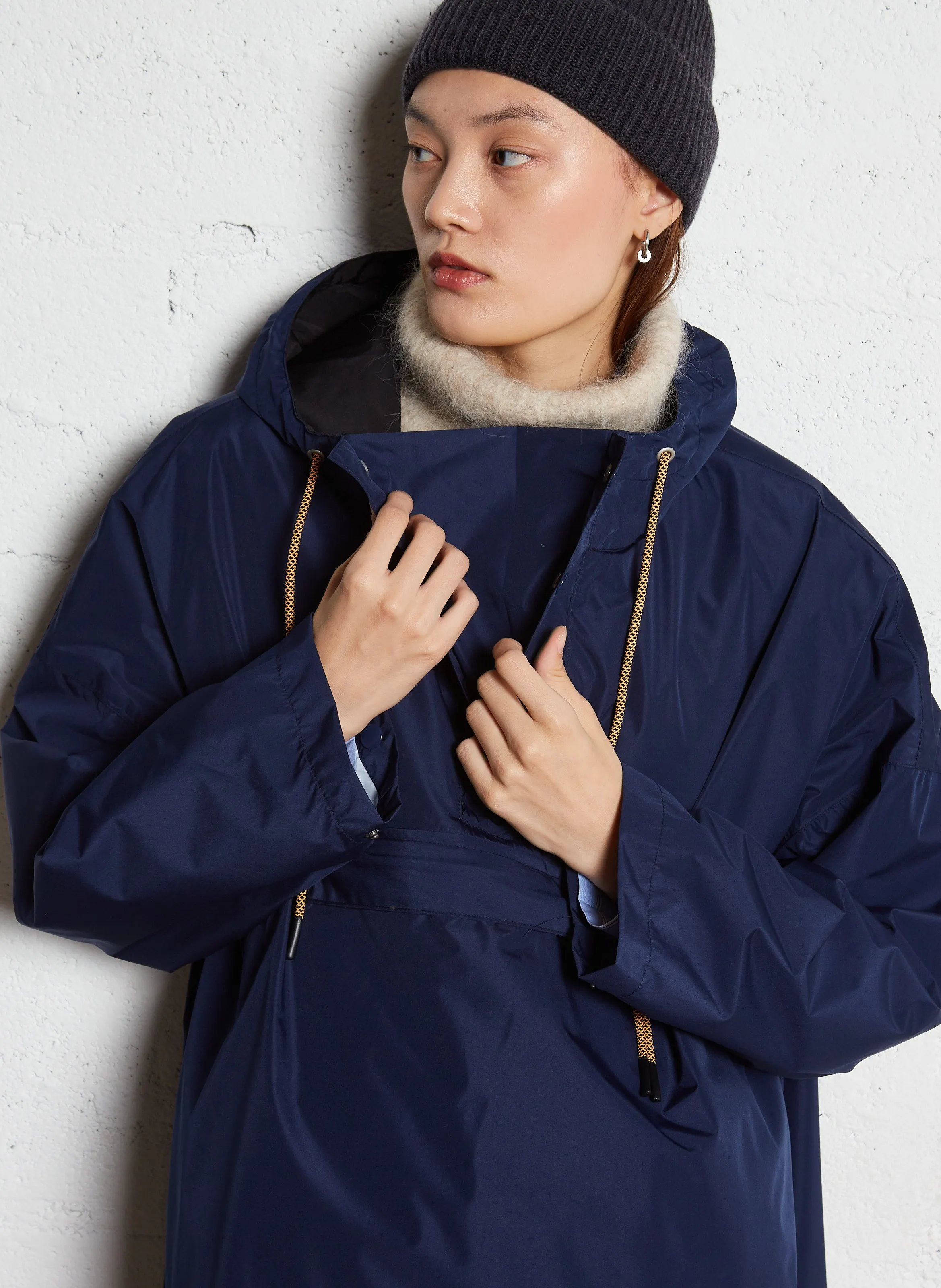 BECKSONDERGAARD Poncho amplio impermeable en azul