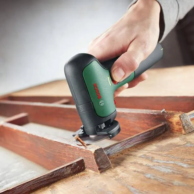 BOSCH HERRAMIENTAS  7,2V AKU AMOLADORA ANGULAR MINI 50 MM, CABLE USB 06039D2000