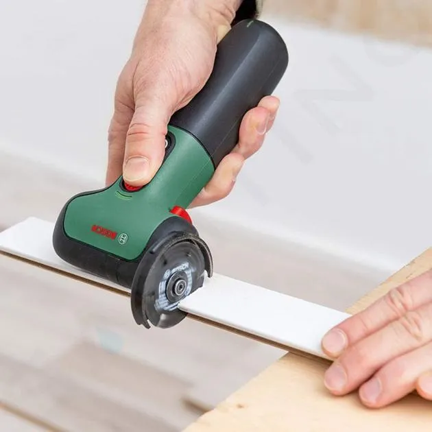 BOSCH HERRAMIENTAS  7,2V AKU AMOLADORA ANGULAR MINI 50 MM, CABLE USB 06039D2000
