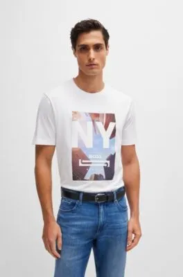 Camiseta de punto de algodón con una ilustración en diferentes materiales