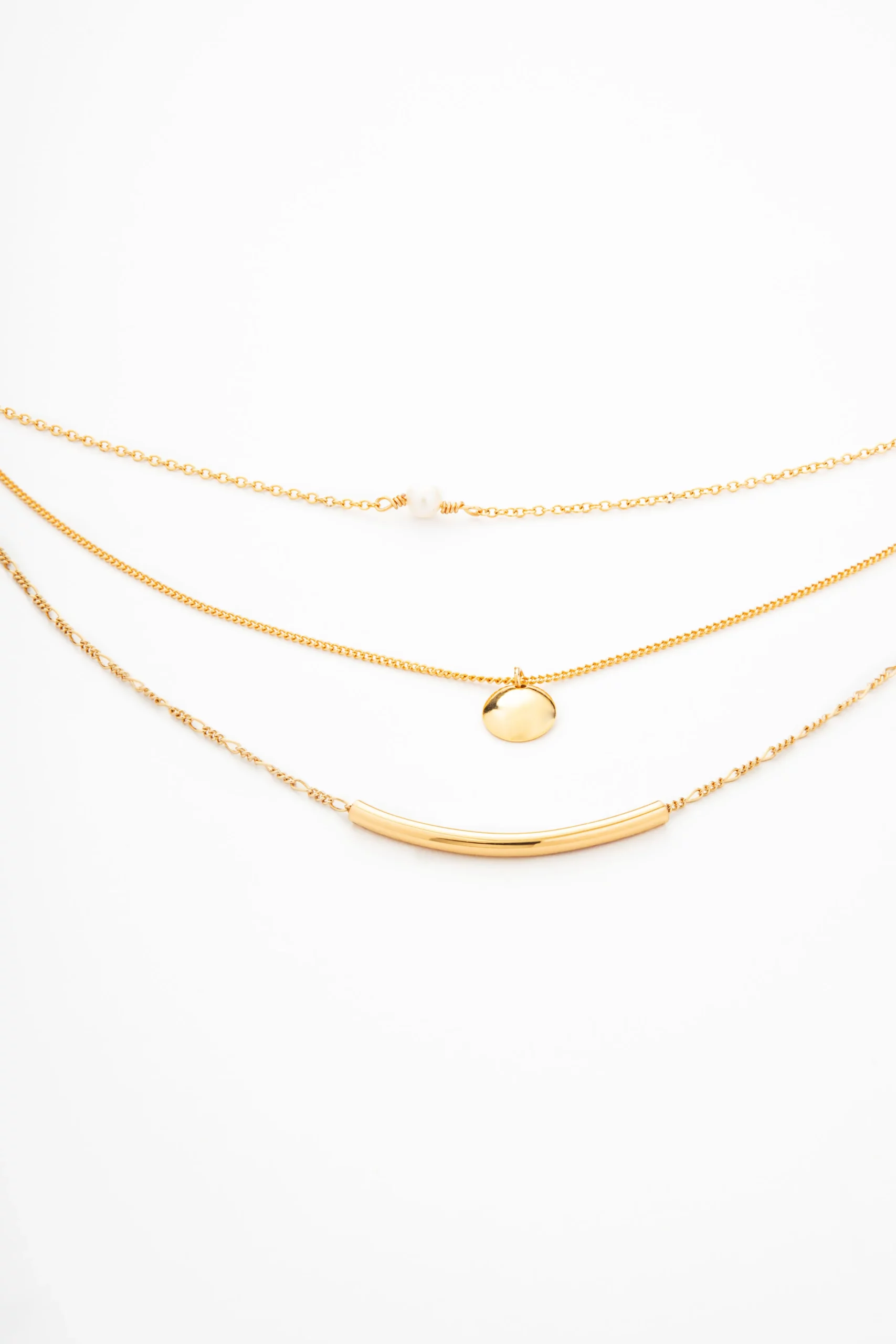 Collar con cadena triple y dijes