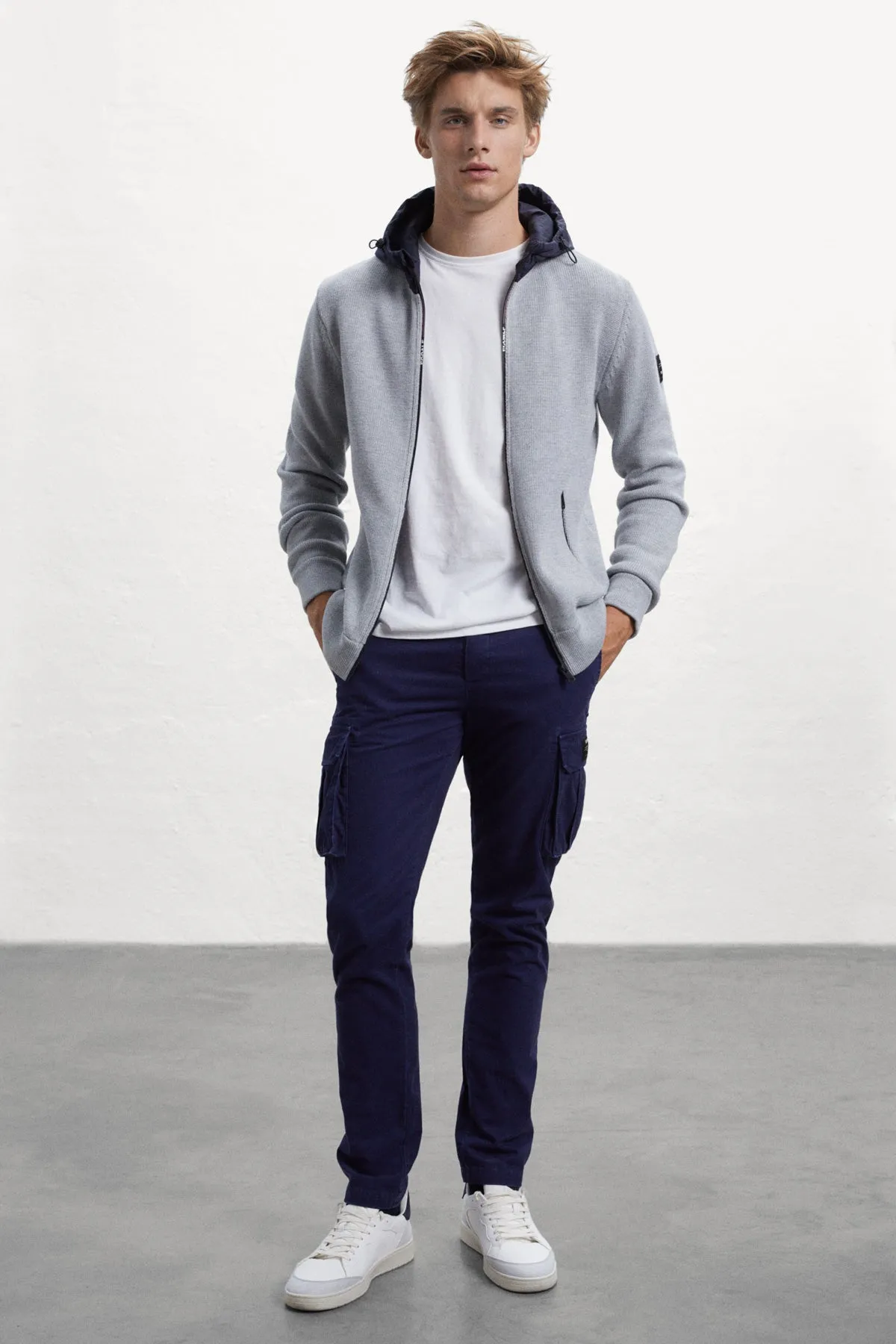 GREY LESCA KNITTED JUMPER