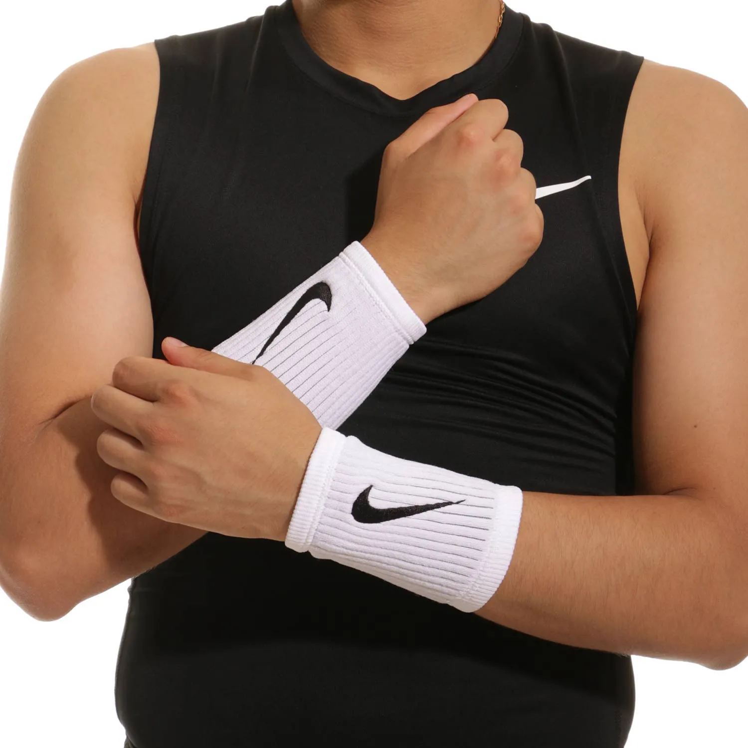 MUñEQUERAS NIKE DRIFIT REVEAL