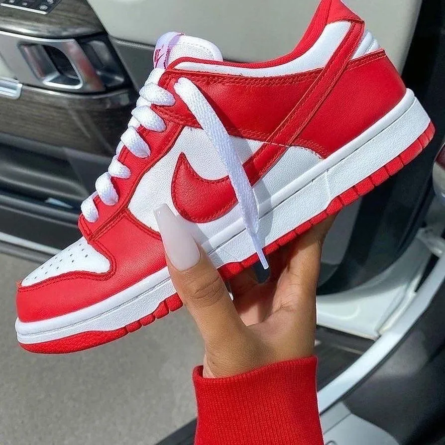 Nike Dunk blanco y rojo