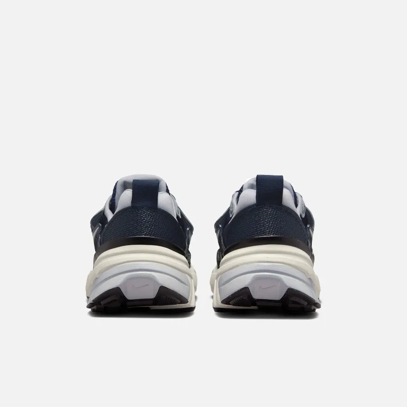 NIKE V2K RUN HJ4497400