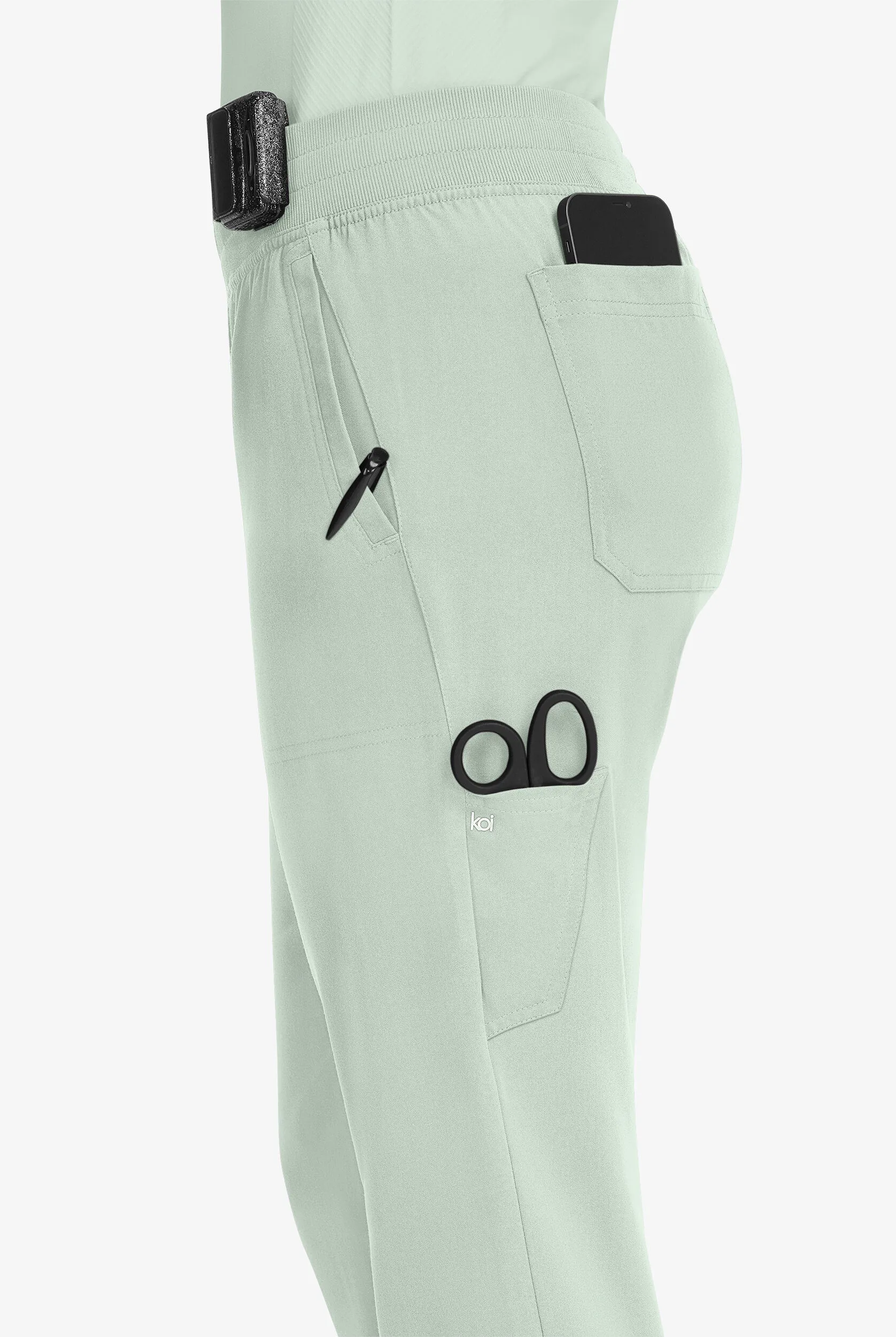 Pantalón médico koi Next Gen Smart Daily STRETCH estilo jogger con 8 bolsillos para mujer