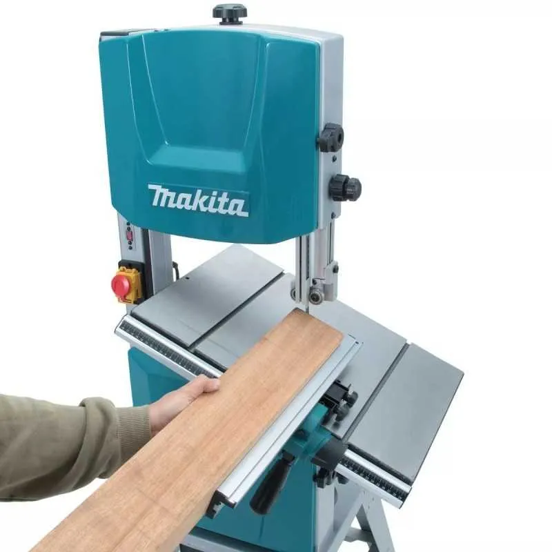 Sierra Cinta 12" 900W 165mm Makita LB1200F