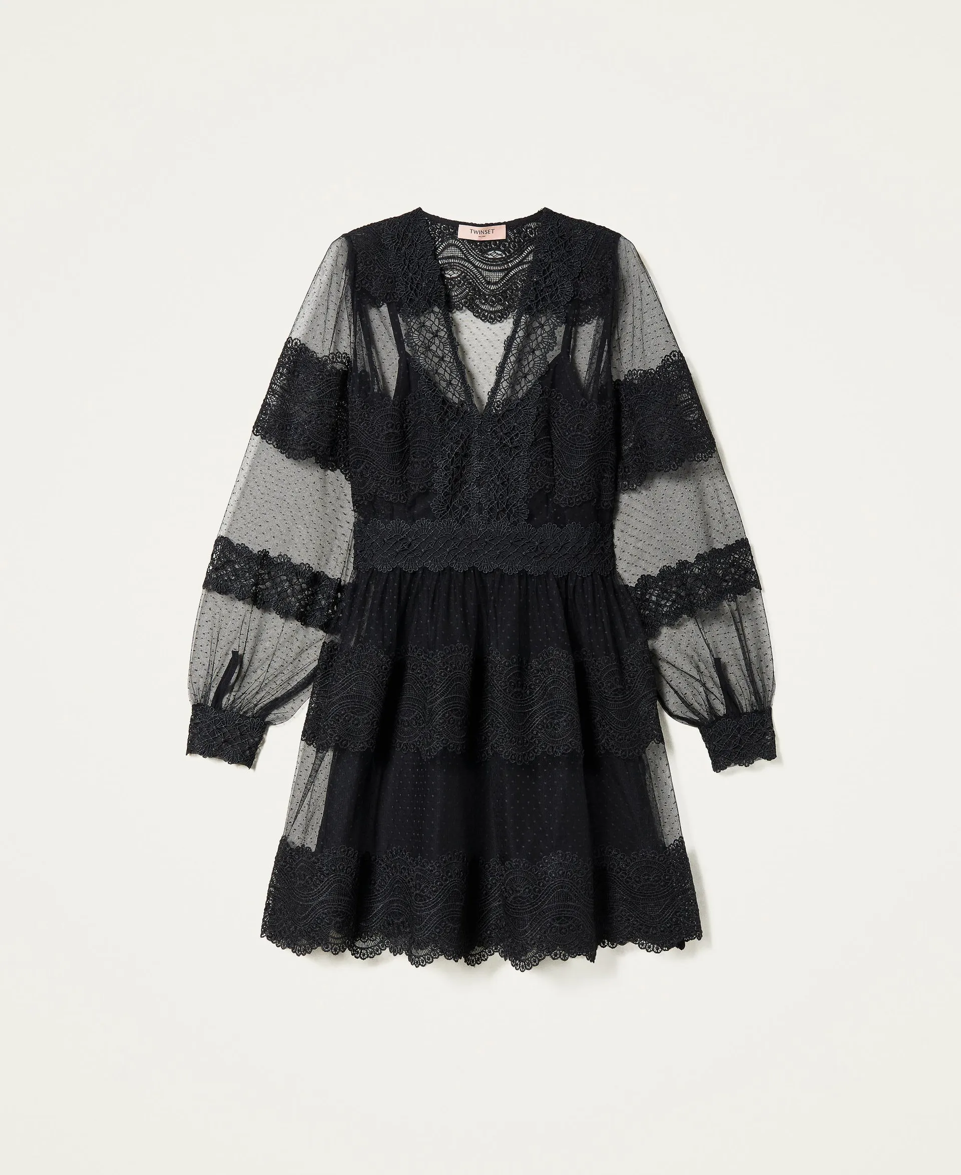 Vestido corto de tul y encaje