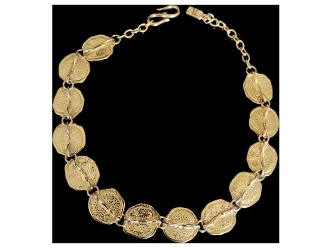 Yves Saint Laurent Collares Dorado 