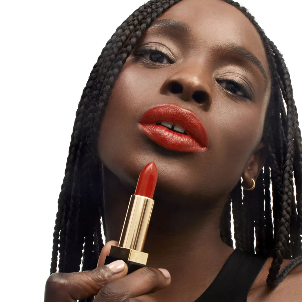 YVES SAINT LAURENT ROUGE PUR COUTURE LABIAL ACABADO SATINADO EN   R4 ROUGE EXTRAVAGANCE